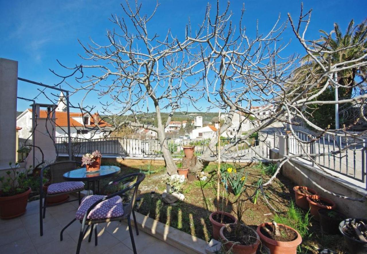 Apartments Villa Rose Sumartin Εξωτερικό φωτογραφία