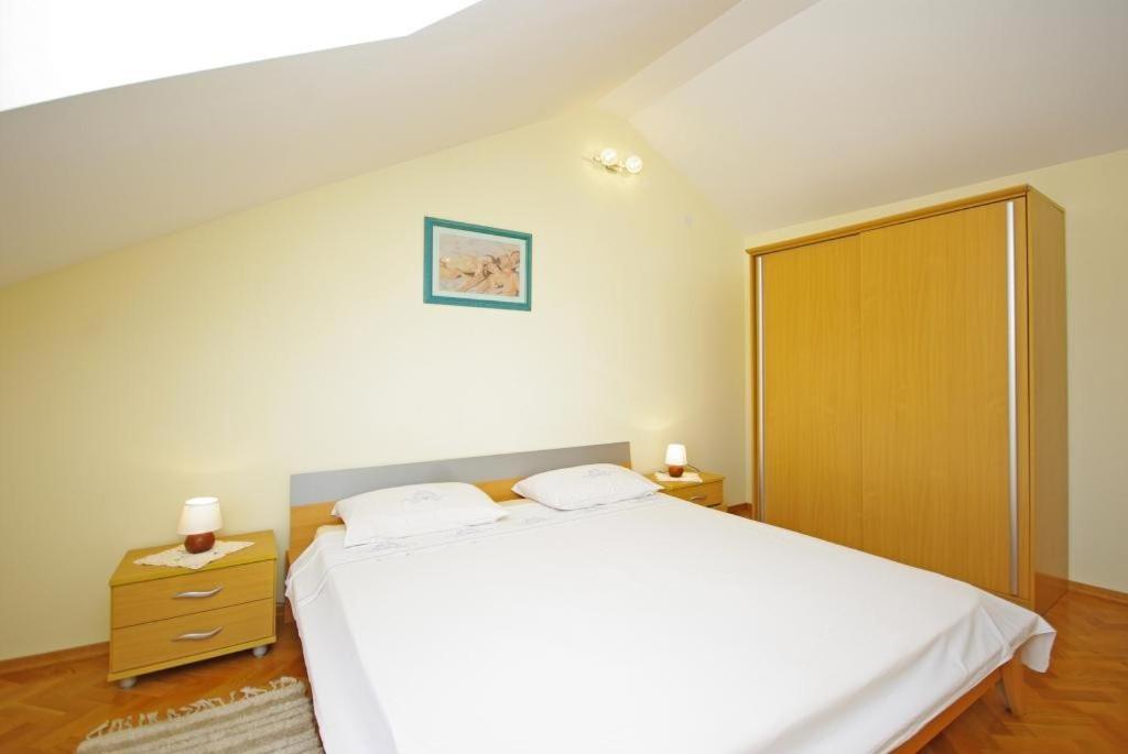 Apartments Villa Rose Sumartin Εξωτερικό φωτογραφία