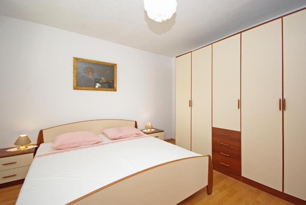 Apartments Villa Rose Sumartin Εξωτερικό φωτογραφία